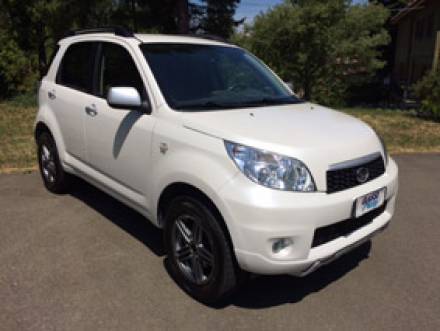 Immagine Daihatsu Terios  1.5 ie  Dolomite Green Powered